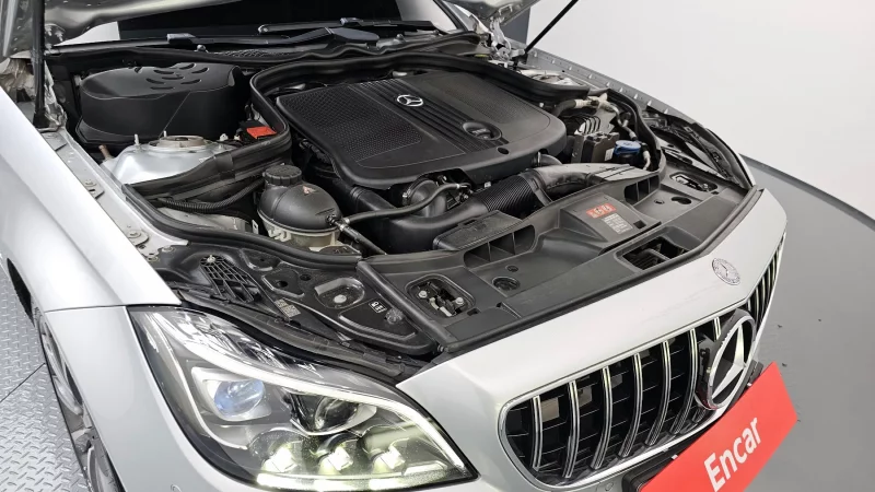 Mercedes-Benz CLS-Class