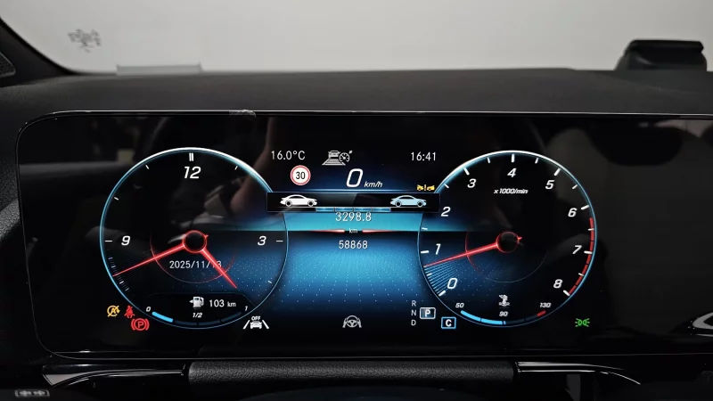 Mercedes-Benz GLA-Class