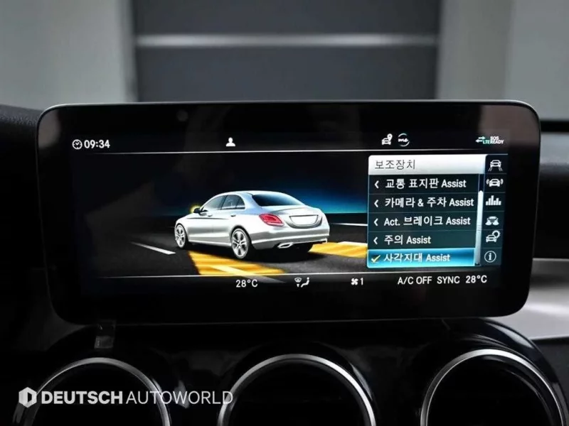 Mercedes-Benz C-Class