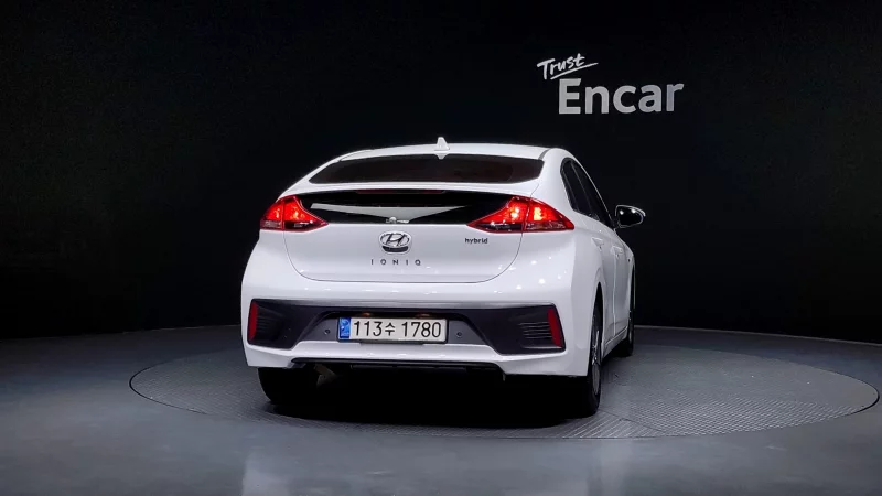 Hyundai Ioniq