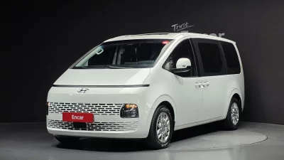 Hyundai Staria
