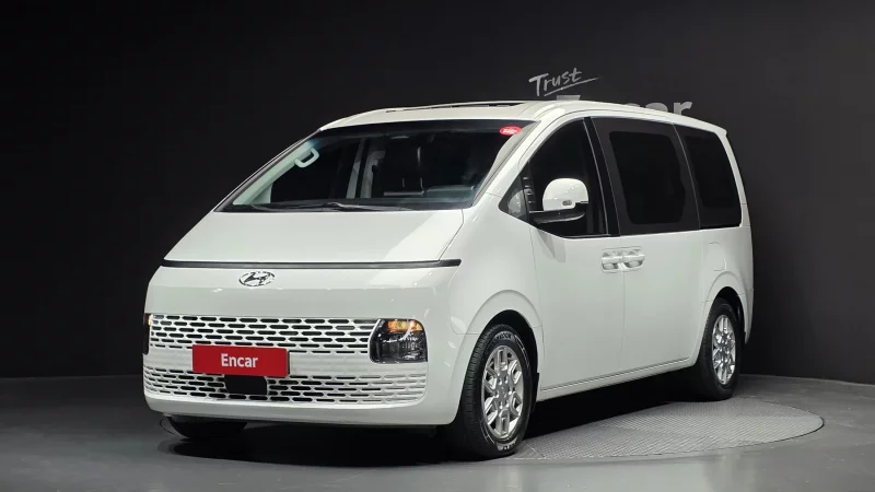 Hyundai Staria