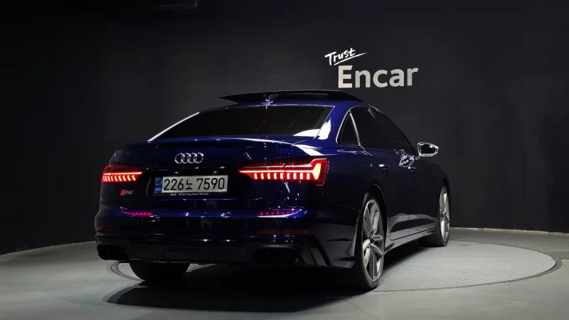 Audi S6