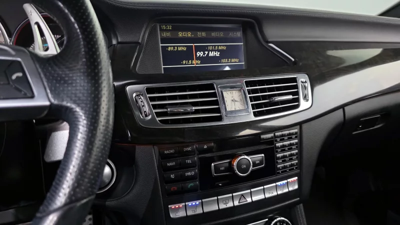 Mercedes-Benz CLS-Class