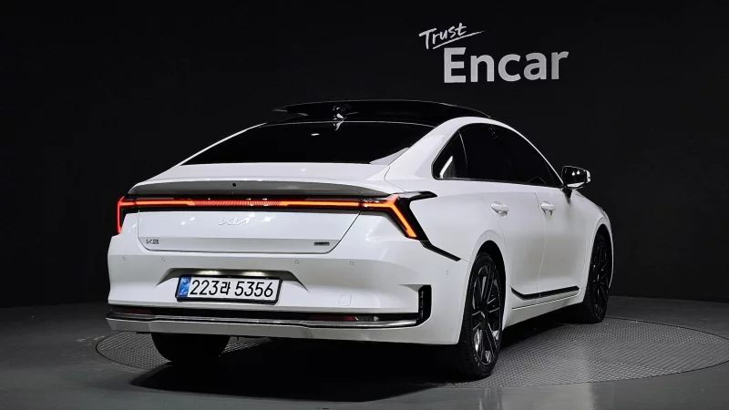 Kia K8