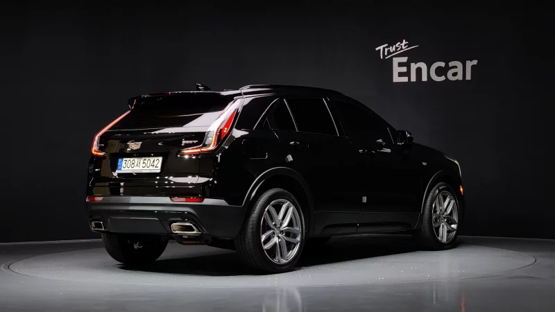 Cadillac XT4
