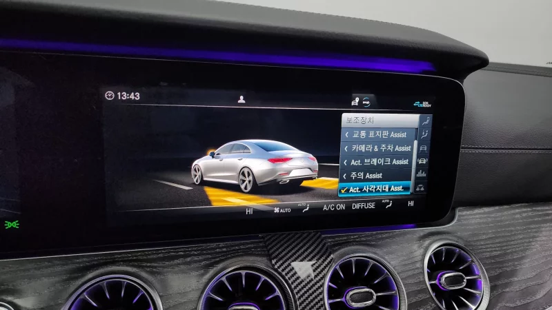 Mercedes-Benz CLS-Class