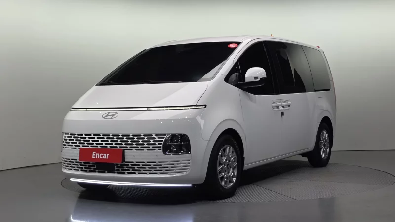 Hyundai Staria