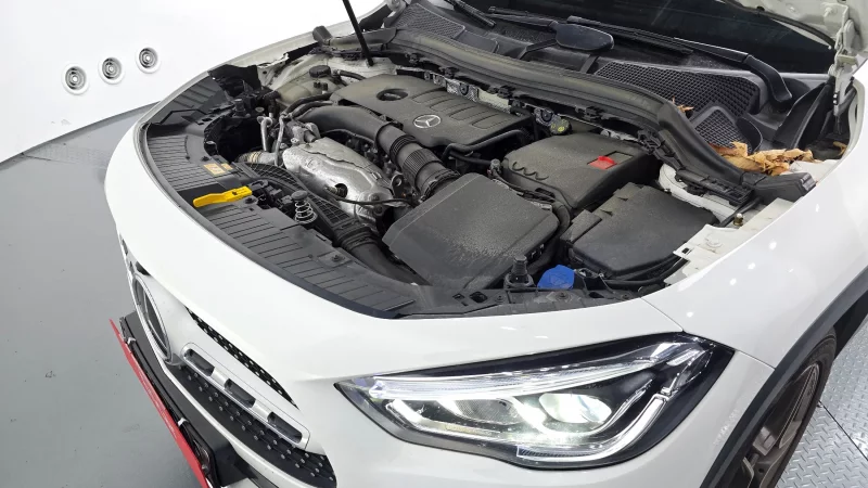 Mercedes-Benz GLA-Class