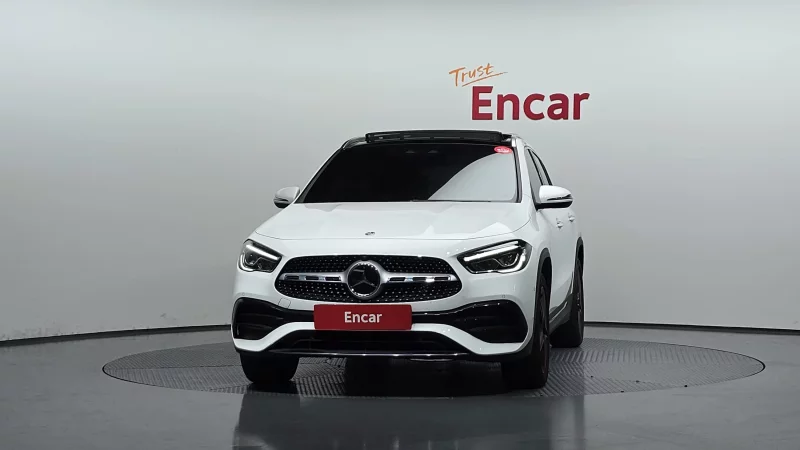 Mercedes-Benz GLA-Class