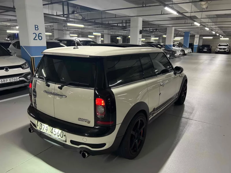 MINI Clubman
