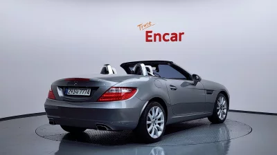 Mercedes-Benz SLK-Class