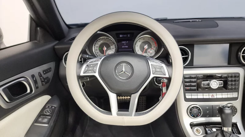 Mercedes-Benz SLK-Class