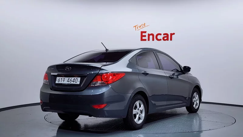 Hyundai Accent