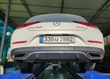 Mercedes-Benz CLS-Class