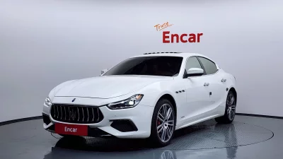Maserati GHIBLI
