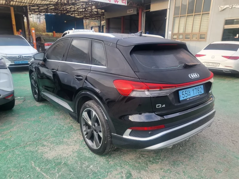 Audi Q4 e-tron