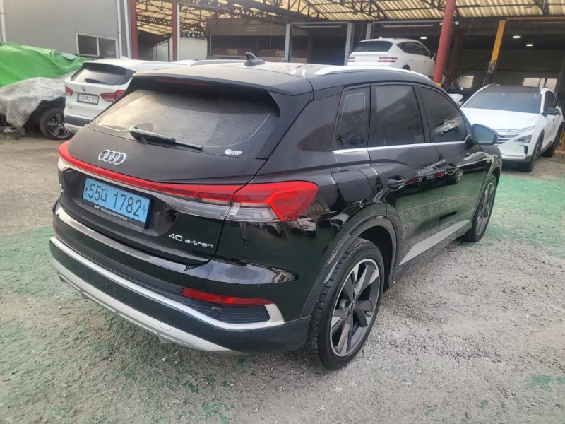 Audi Q4 e-tron