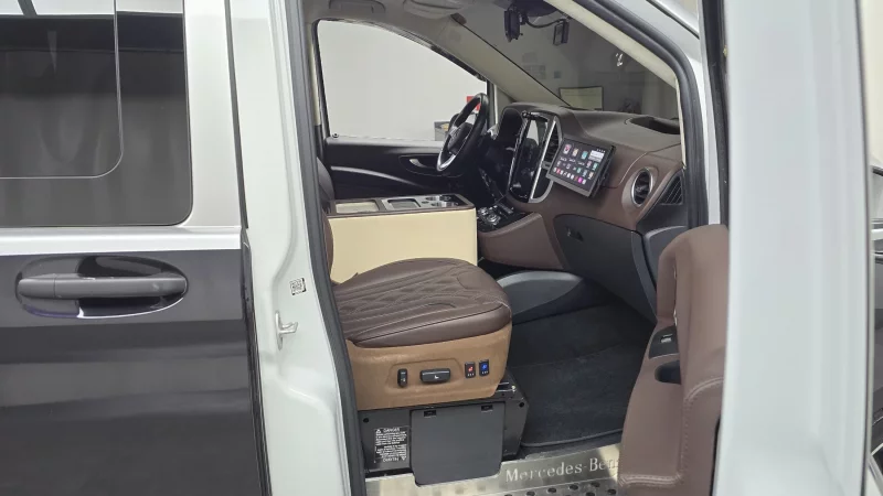 Mercedes-Benz V-Class