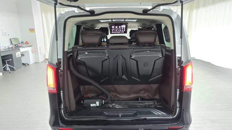 Mercedes-Benz V-Class