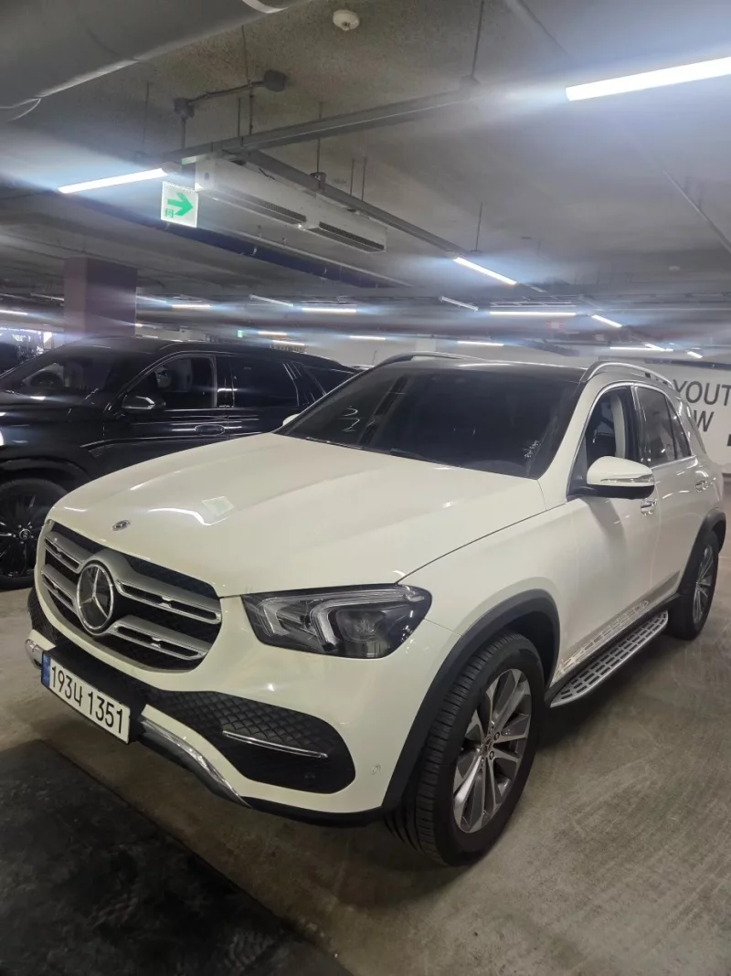 Mercedes-Benz GLE-Class