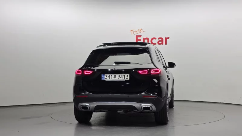 Mercedes-Benz GLA-Class