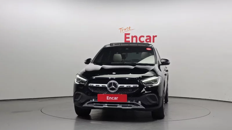 Mercedes-Benz GLA-Class