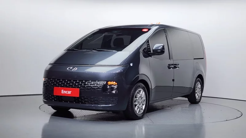 Hyundai Staria