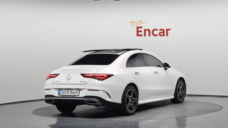 Mercedes-Benz CLA-Class