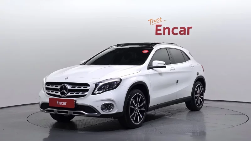Mercedes-Benz GLA-Class