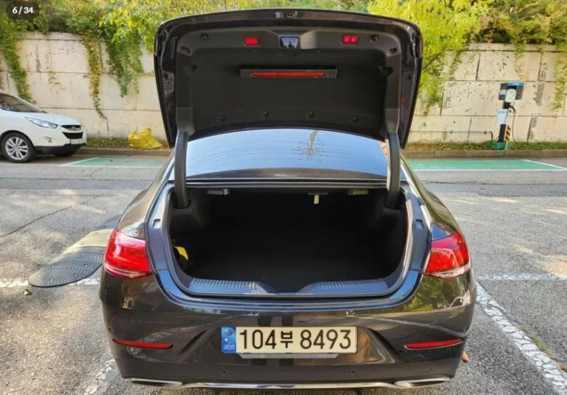 Mercedes-Benz CLS-Class