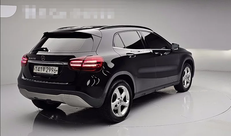 Mercedes-Benz GLA-Class