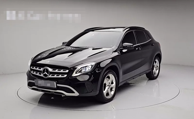 Mercedes-Benz GLA-Class