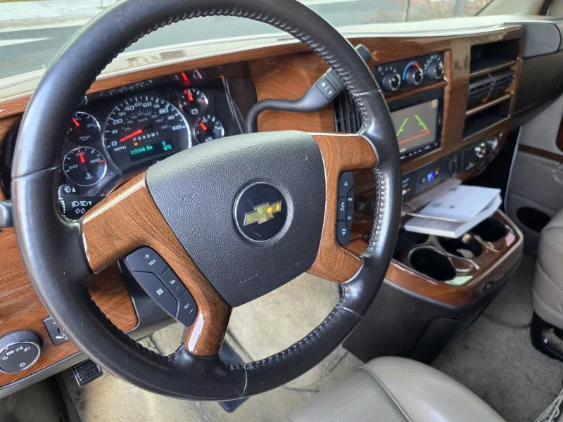 Chevrolet Express Van