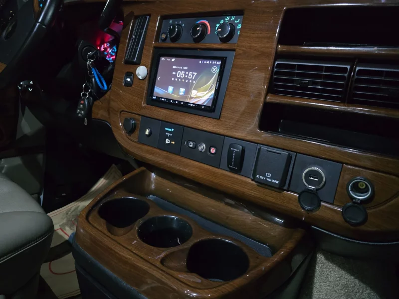 Chevrolet Express Van