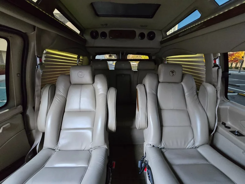 Chevrolet Express Van