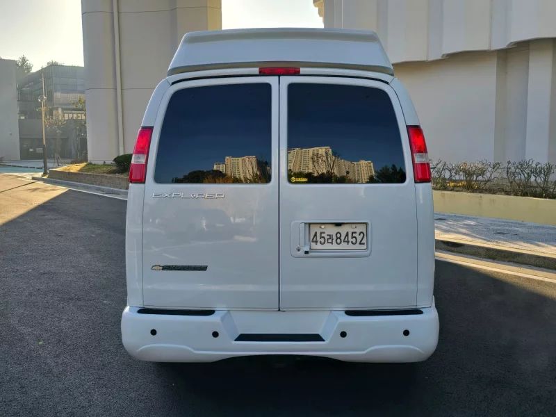 Chevrolet Express Van