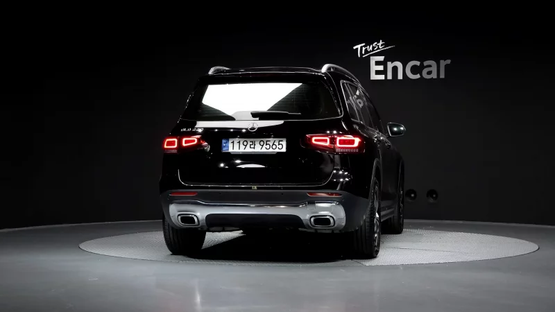 Mercedes-Benz GLB-Class