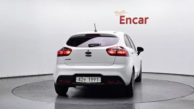 Kia pride