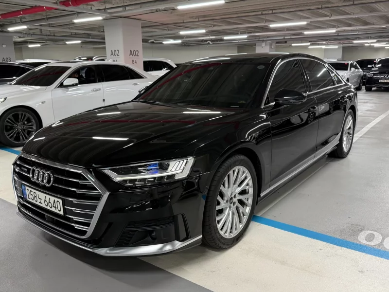 Audi A8