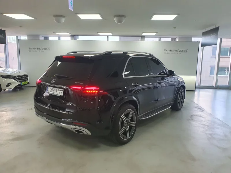 Mercedes-Benz GLE-Class