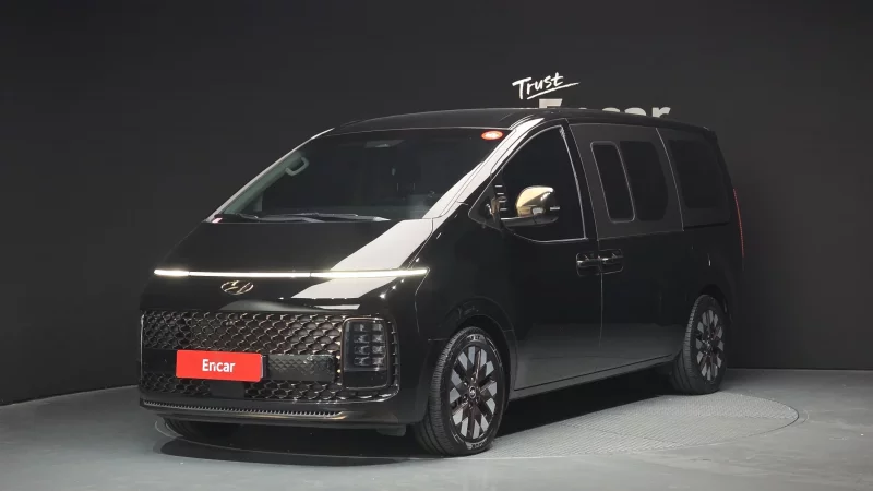 Hyundai Staria