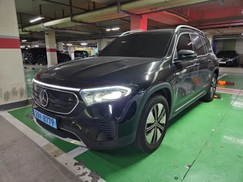 Mercedes-Benz EQB