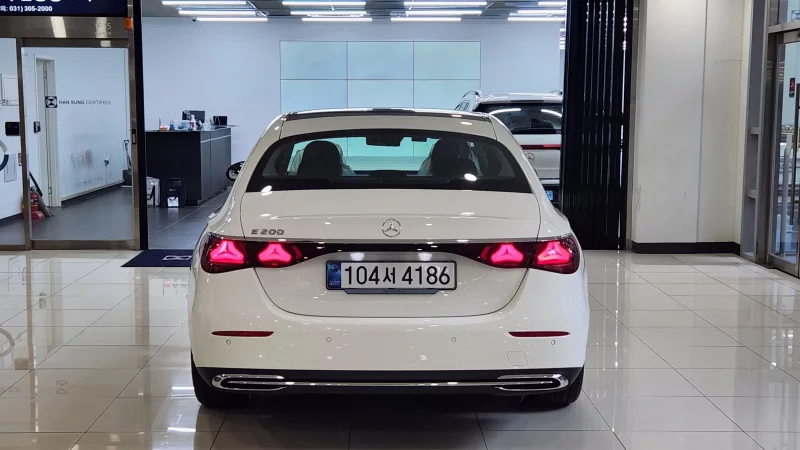 Mercedes-Benz E-Class