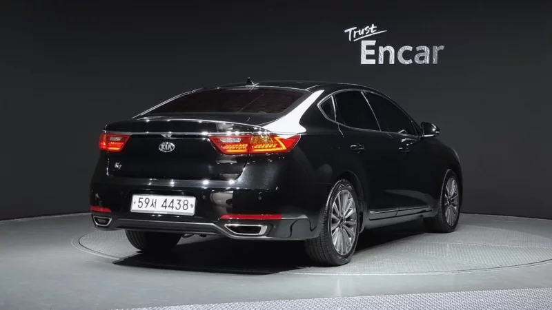 Kia K7