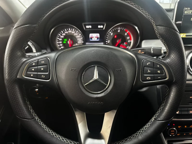 Mercedes-Benz GLA-Class