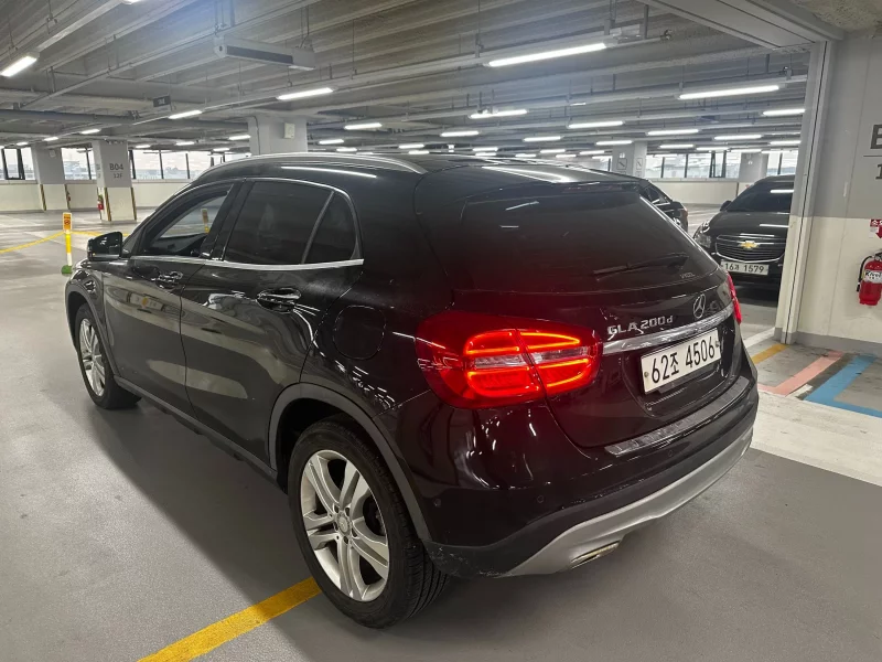 Mercedes-Benz GLA-Class