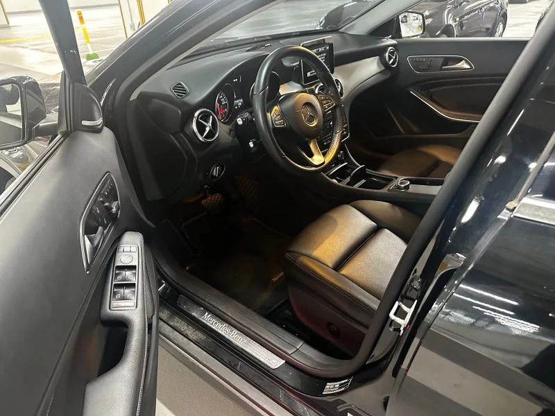 Mercedes-Benz GLA-Class