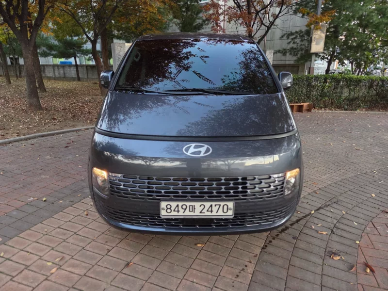 Hyundai Staria