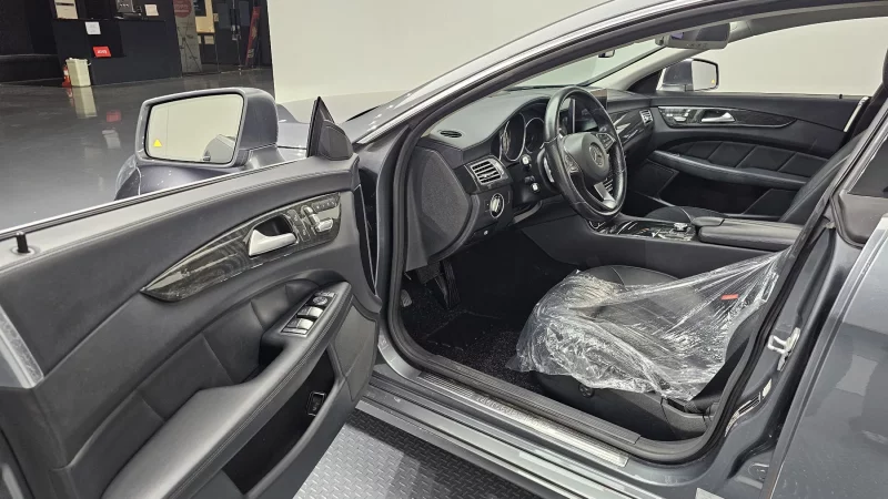 Mercedes-Benz CLS-Class